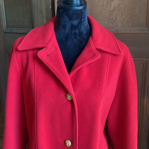 Vintage Herman Kay Red Wool Coat. 4 gold button front closure. Sz L. - Picture 6 of 10